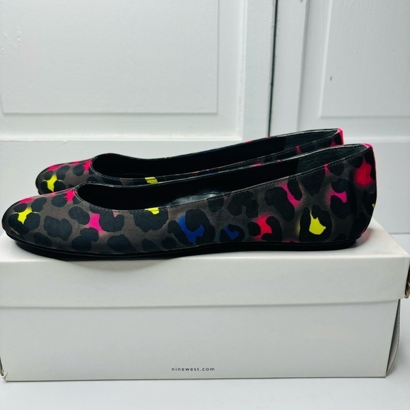 Price firm NINE WEST Ceremonial Multicolor Animal Print Flats Size 9 - Picture 1 of 9